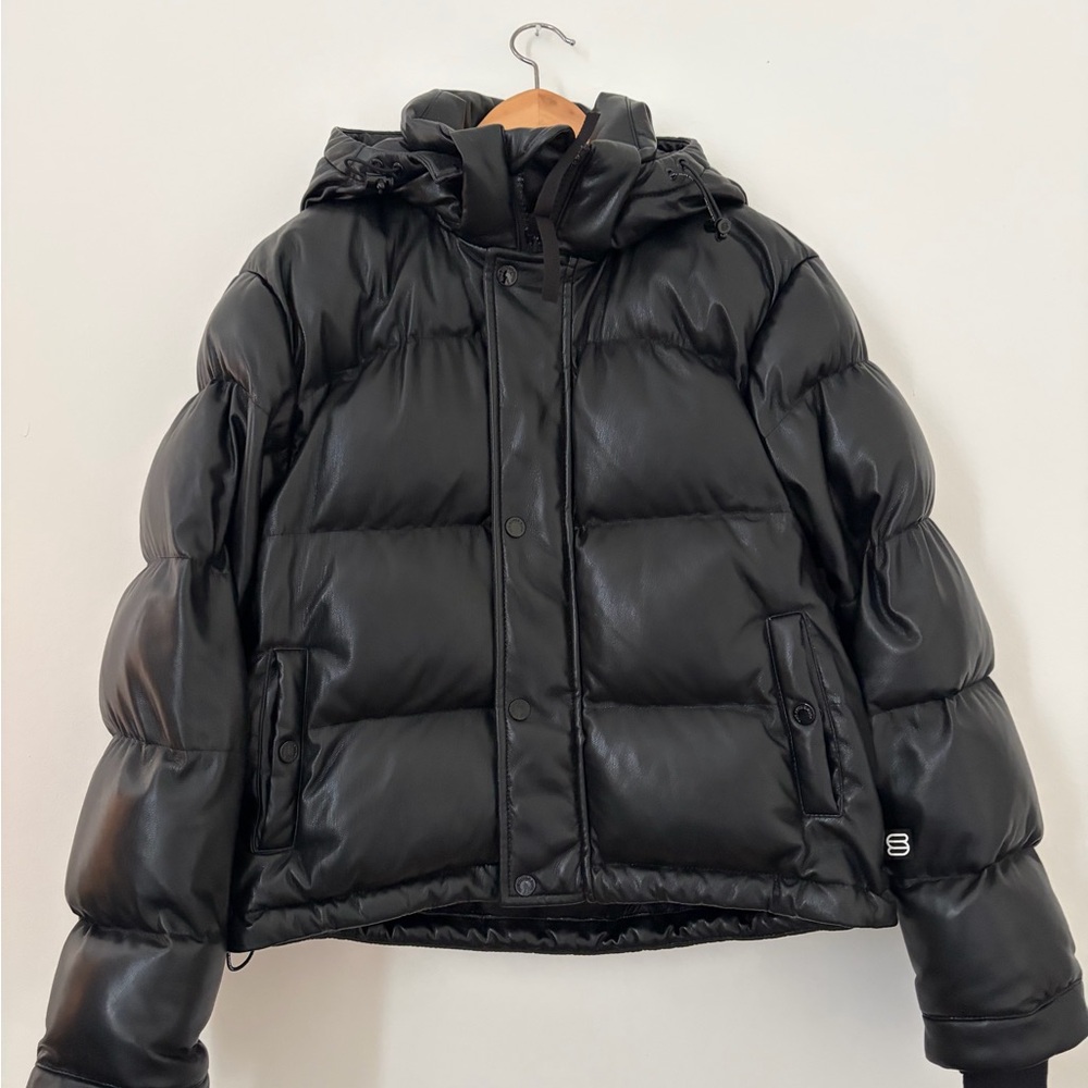 Aritzia Shiny Black Puffer Jacket - Picture 2 of 5